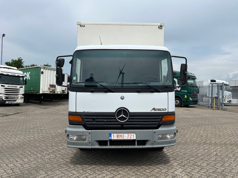 Mercedes-Benz Atego 1218 - Грузовик с закрытым кузовом: фото 2 Mercedes-Benz Atego 1218 - Грузовик с закрытым кузовом: фото 2