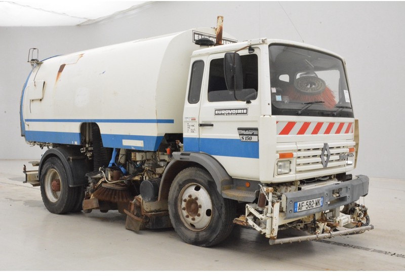 Renault Midliner S150 - RHD - Подметально-уборочная машина: фото 3 Renault Midliner S150 - RHD - Подметально-уборочная машина: фото 3