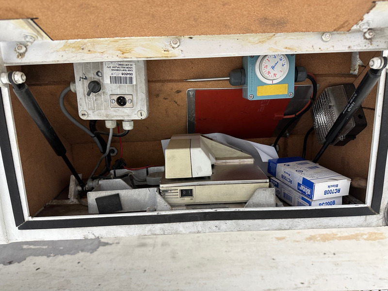 Полуприцеп-цистерна Stokota Tank 23000 L: фото 8 Полуприцеп-цистерна Stokota Tank 23000 L: фото 8