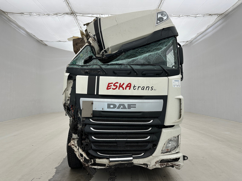 DAF XF 460 Super Space Cab - Тягач: фото 2 DAF XF 460 Super Space Cab - Тягач: фото 2