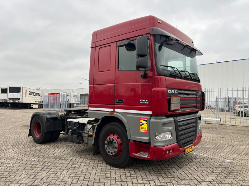 DAF XF105.410 Space Cab - ADR* - Тягач: фото 3 DAF XF105.410 Space Cab - ADR* - Тягач: фото 3