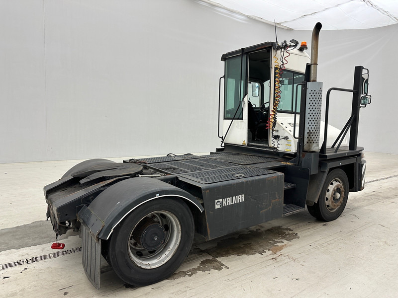 Kalmar TT612D* - Тягач: фото 4 Kalmar TT612D* - Тягач: фото 4