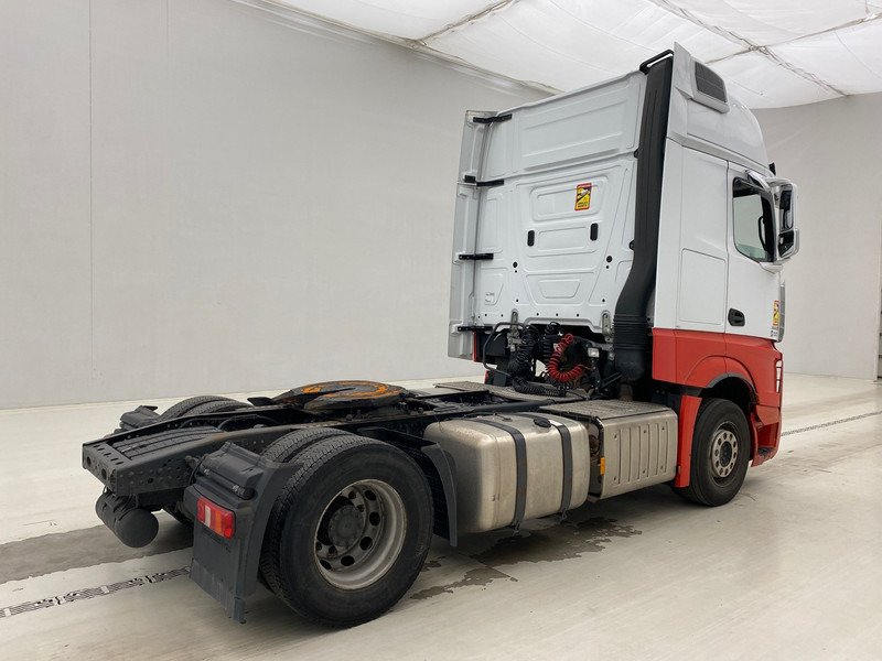 Mercedes-Benz Actros 1963 - Тягач: фото 4 Mercedes-Benz Actros 1963 - Тягач: фото 4