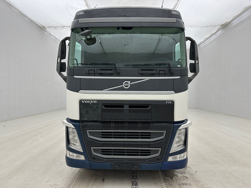 Volvo FH 420 Globetrotter - ADR - Тягач: фото 2 Volvo FH 420 Globetrotter - ADR - Тягач: фото 2