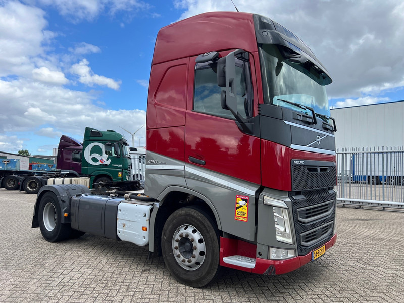 Volvo FH13.420 Globetrotter - ADR - Тягач: фото 4 Volvo FH13.420 Globetrotter - ADR - Тягач: фото 4