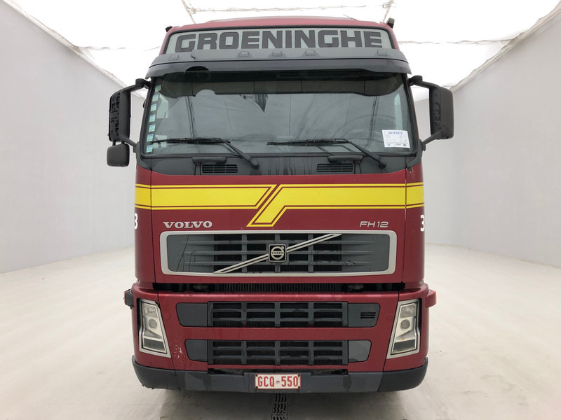 Volvo FH12.420 Globetrotter - Грузовик-шасси: фото 2 Volvo FH12.420 Globetrotter - Грузовик-шасси: фото 2