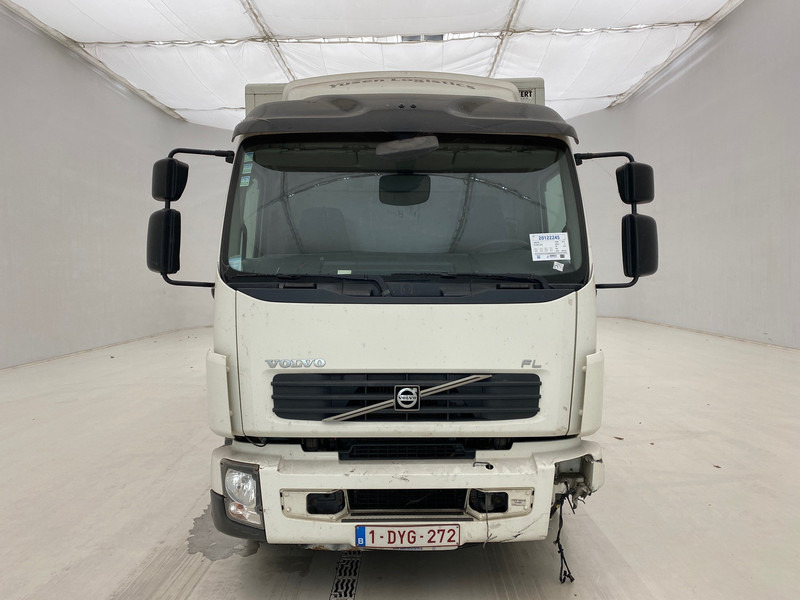 Volvo FL 240 - Грузовик с закрытым кузовом: фото 2 Volvo FL 240 - Грузовик с закрытым кузовом: фото 2