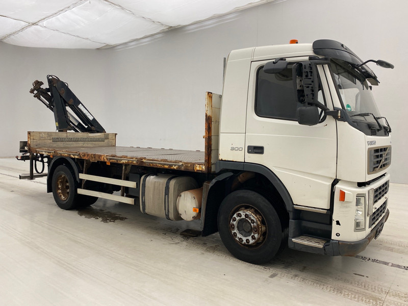 Volvo FM 300 - Грузовик бортовой/ Платформа, Автоманипулятор: фото 3 Volvo FM 300 - Грузовик бортовой/ Платформа, Автоманипулятор: фото 3