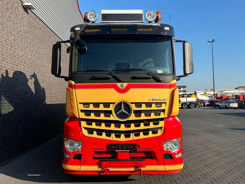 Тросовый мультилифт, Автоманипулятор Mercedes-Benz Arocs 3253 L ENA 8X2/4 HMF2820 KRAAN / KRAN/ CRANE MET TF.324 KABELSYSTEEM / SEILGERATE / CABLE SYSTEM: фото 12 Тросовый мультилифт, Автоманипулятор Mercedes-Benz Arocs 3253 L ENA 8X2/4 HMF2820 KRAAN / KRAN/ CRANE MET TF.324 KABELSYSTEEM / SEILGERATE / CABLE SYSTEM: фото 12