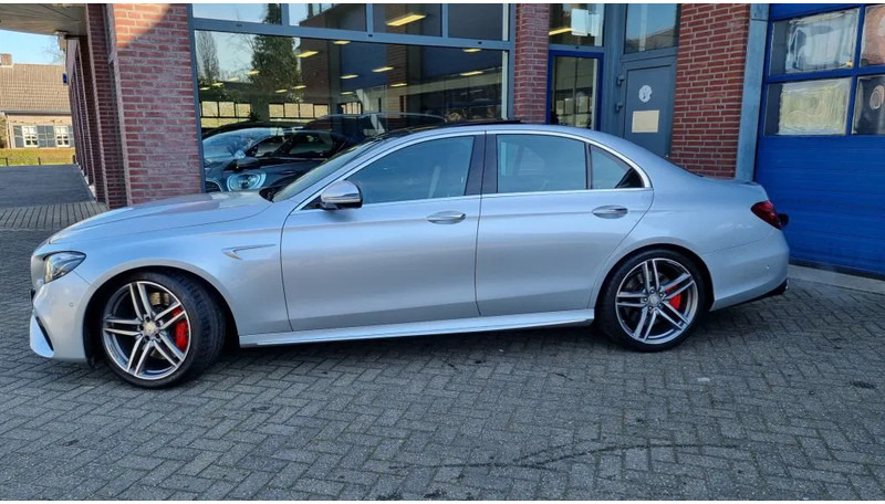 Mercedes-Benz E-Klasse 63 S, 4 Matic AMG..... Premium plus. - Седан: фото 5 Mercedes-Benz E-Klasse 63 S, 4 Matic AMG..... Premium plus. - Седан: фото 5