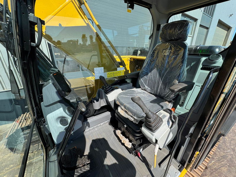 Caterpillar 323D3 - Гусеничный экскаватор: фото 3 Caterpillar 323D3 - Гусеничный экскаватор: фото 3