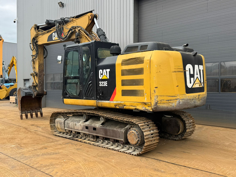 Caterpillar 323E - Гусеничный экскаватор: фото 3 Caterpillar 323E - Гусеничный экскаватор: фото 3