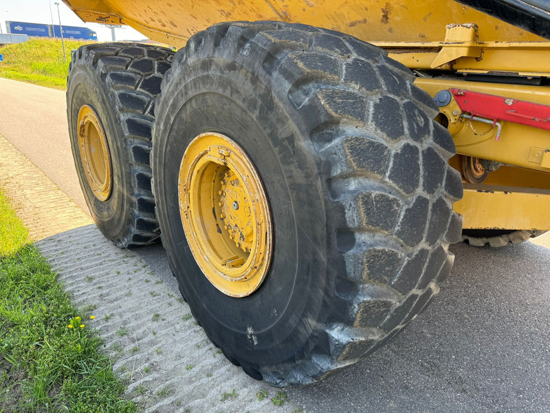Сочленённый самосвал Caterpillar 740B: фото 14