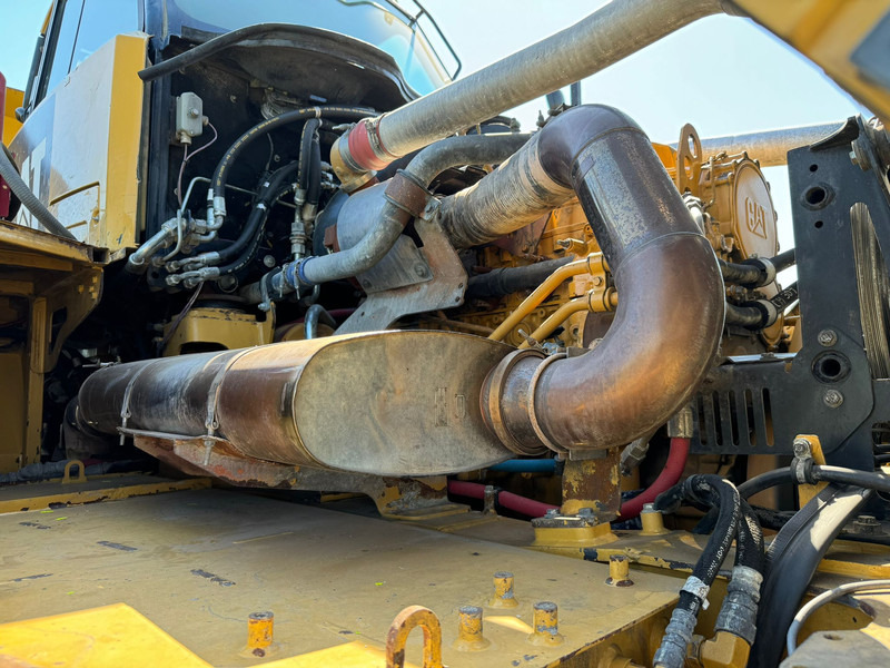 Сочленённый самосвал Caterpillar 740B: фото 19