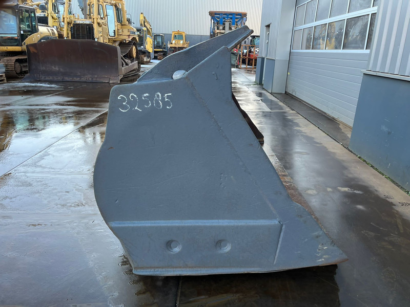 Caterpillar Bucket 950 - Ковш: фото 2 Caterpillar Bucket 950 - Ковш: фото 2