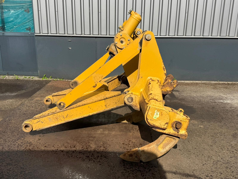 Caterpillar D6R Ripper - Рыхлитель: фото 2 Caterpillar D6R Ripper - Рыхлитель: фото 2