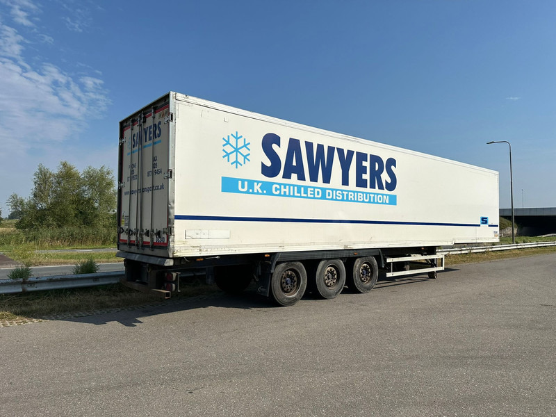 Gray and Adams Meat Hook Thermo King SLXE 400 - Полуприцеп-рефрижератор: фото 5 Gray and Adams Meat Hook Thermo King SLXE 400 - Полуприцеп-рефрижератор: фото 5