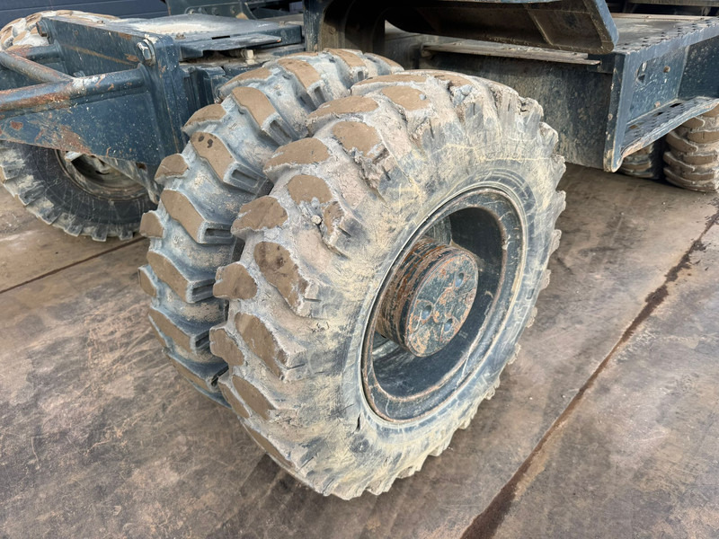 Колёсный экскаватор Hyundai Robex 180W-9A: фото 10