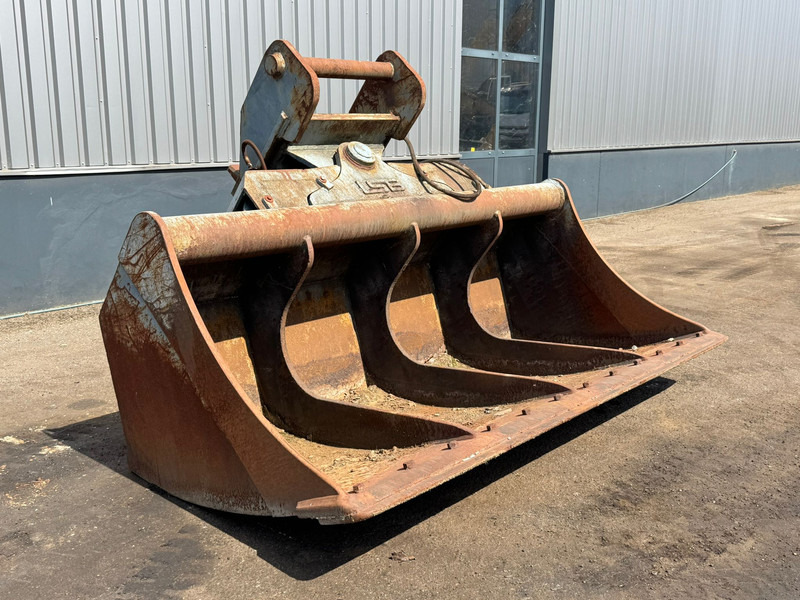 Lehnhoff Tilting Bucket ngt-3000 Lehnhoff HS40 - Ковш: фото 1 Lehnhoff Tilting Bucket ngt-3000 Lehnhoff HS40 - Ковш: фото 1