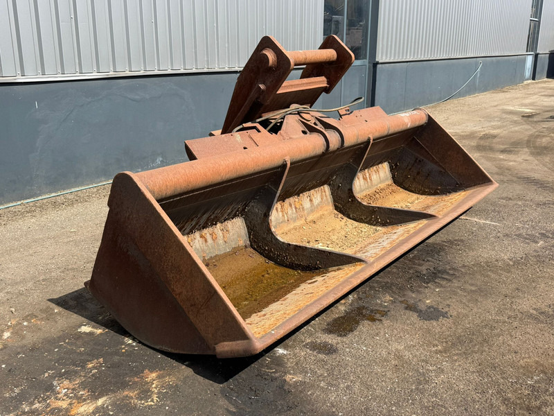 Lehnhoff Tilting Bucket ngt-3500 Lehnhoff HS40 - Ковш: фото 1 Lehnhoff Tilting Bucket ngt-3500 Lehnhoff HS40 - Ковш: фото 1