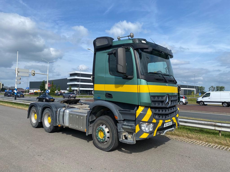 MERCEDESBENZ Arocs 2643 6x4 Tractor Head EURO6 - Тягач: фото 2 MERCEDESBENZ Arocs 2643 6x4 Tractor Head EURO6 - Тягач: фото 2