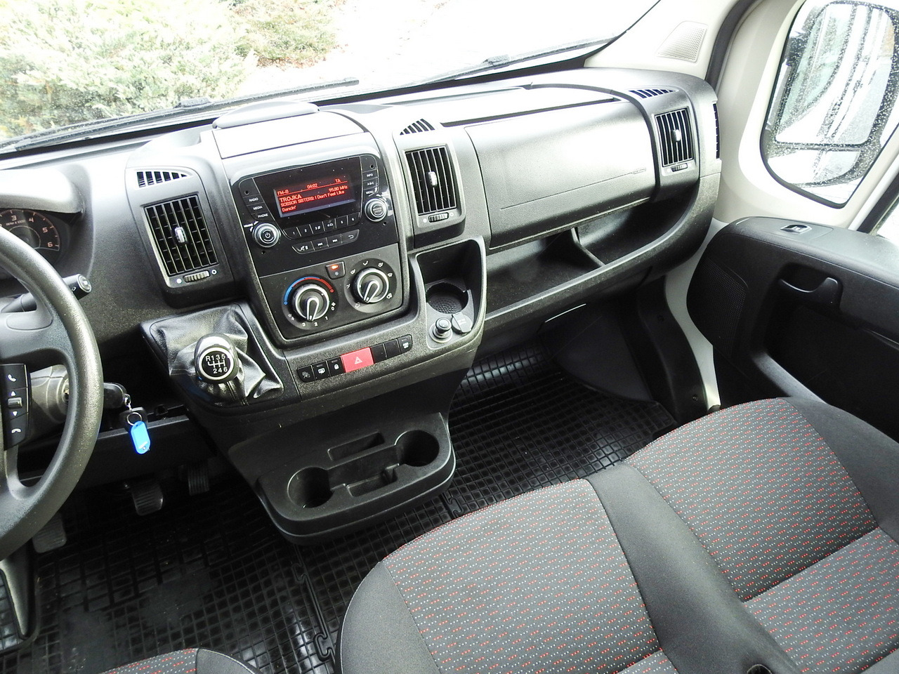 CITROEN JUMPER BOX DELIVERY VAN 6 SEATS AIR CONDITIONING 140HP в лизинг CITROEN JUMPER BOX DELIVERY VAN 6 SEATS AIR CONDITIONING 140HP: фото 27 CITROEN JUMPER BOX DELIVERY VAN 6 SEATS AIR CONDITIONING 140HP в лизинг CITROEN JUMPER BOX DELIVERY VAN 6 SEATS AIR CONDITIONING 140HP: фото 27