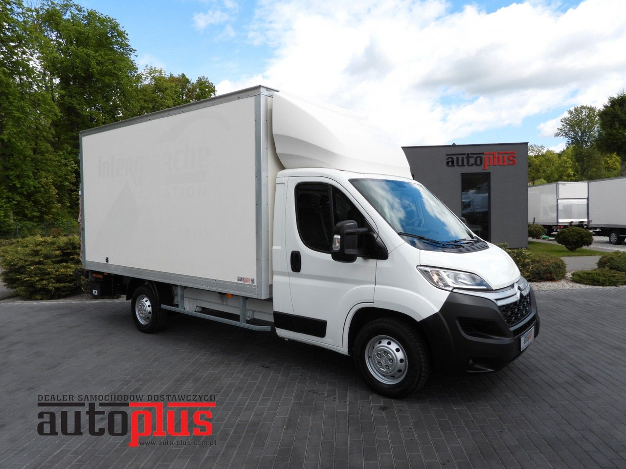 Citroën JUMPER KOFFER AUFZUG 8 PALETTEN TEMPOMAT NAVI Citroën JUMPER KOFFER AUFZUG 8 PALETTEN TEMPOMAT NAVI - Малотоннажный фургон: фото 1 Citroën JUMPER KOFFER AUFZUG 8 PALETTEN TEMPOMAT NAVI Citroën JUMPER KOFFER AUFZUG 8 PALETTEN TEMPOMAT NAVI - Малотоннажный фургон: фото 1