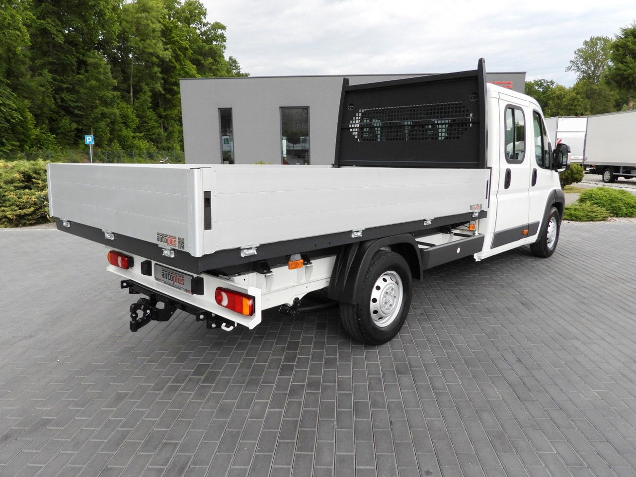 Citroën JUMPER PRITSCHE DOPPELKABINE DOKA 7 SITZE - Малотоннажный бортовой грузовик, Грузопассажирский фургон: фото 3 Citroën JUMPER PRITSCHE DOPPELKABINE DOKA 7 SITZE - Малотоннажный бортовой грузовик, Грузопассажирский фургон: фото 3