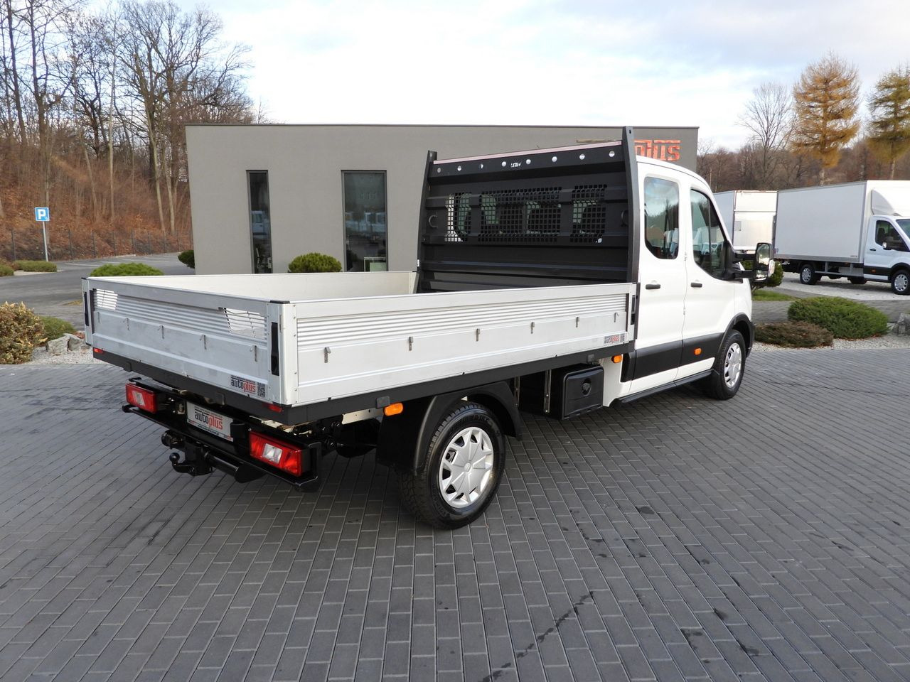 FORD TRANSIT 4x4 STAKE BODY DOUBLE CABIN DOKA 6 SEATS CRUISE CONTROL LED LIGHTS AIR CONDITIONING 170HP - Грузопассажирский фургон: фото 3 FORD TRANSIT 4x4 STAKE BODY DOUBLE CABIN DOKA 6 SEATS CRUISE CONTROL LED LIGHTS AIR CONDITIONING 170HP - Грузопассажирский фургон: фото 3