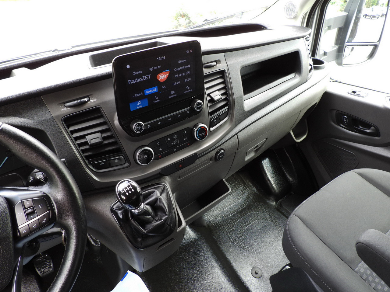 Тентованный фургон FORD TRANSIT TARPAULIN 10 PALLETS WEBASTO CRUISE CONTROL LED LIGHTS PNEUMATICS AIR CONDITIONING 160HP: фото 30 Тентованный фургон FORD TRANSIT TARPAULIN 10 PALLETS WEBASTO CRUISE CONTROL LED LIGHTS PNEUMATICS AIR CONDITIONING 160HP: фото 30