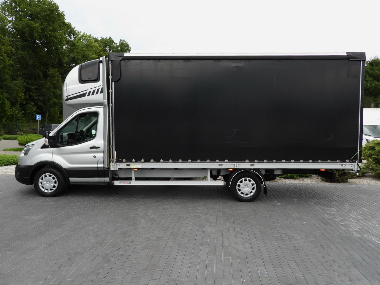 Тентованный фургон FORD TRANSIT TARPAULIN 10 PALLETS WEBASTO CRUISE CONTROL LED LIGHTS PNEUMATICS AIR CONDITIONING 160HP: фото 8 Тентованный фургон FORD TRANSIT TARPAULIN 10 PALLETS WEBASTO CRUISE CONTROL LED LIGHTS PNEUMATICS AIR CONDITIONING 160HP: фото 8