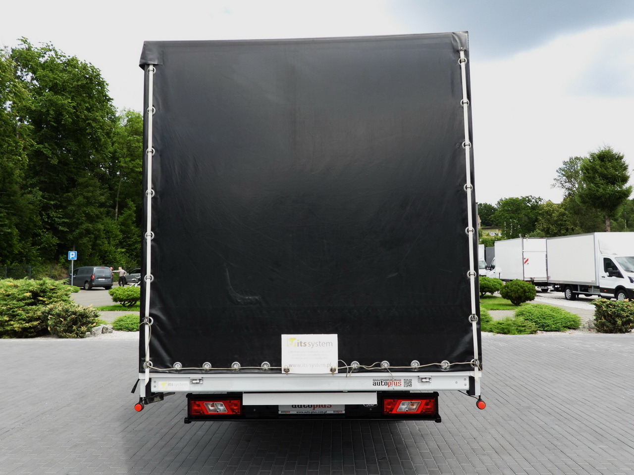 Тентованный фургон FORD TRANSIT TARPAULIN 10 PALLETS WEBASTO CRUISE CONTROL LED LIGHTS PNEUMATICS AIR CONDITIONING 160HP: фото 11 Тентованный фургон FORD TRANSIT TARPAULIN 10 PALLETS WEBASTO CRUISE CONTROL LED LIGHTS PNEUMATICS AIR CONDITIONING 160HP: фото 11