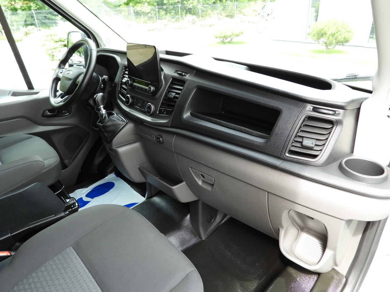 Тентованный фургон FORD TRANSIT TARPAULIN 10 PALLETS WEBASTO CRUISE CONTROL LED LIGHTS PNEUMATICS AIR CONDITIONING 160HP: фото 46 Тентованный фургон FORD TRANSIT TARPAULIN 10 PALLETS WEBASTO CRUISE CONTROL LED LIGHTS PNEUMATICS AIR CONDITIONING 160HP: фото 46