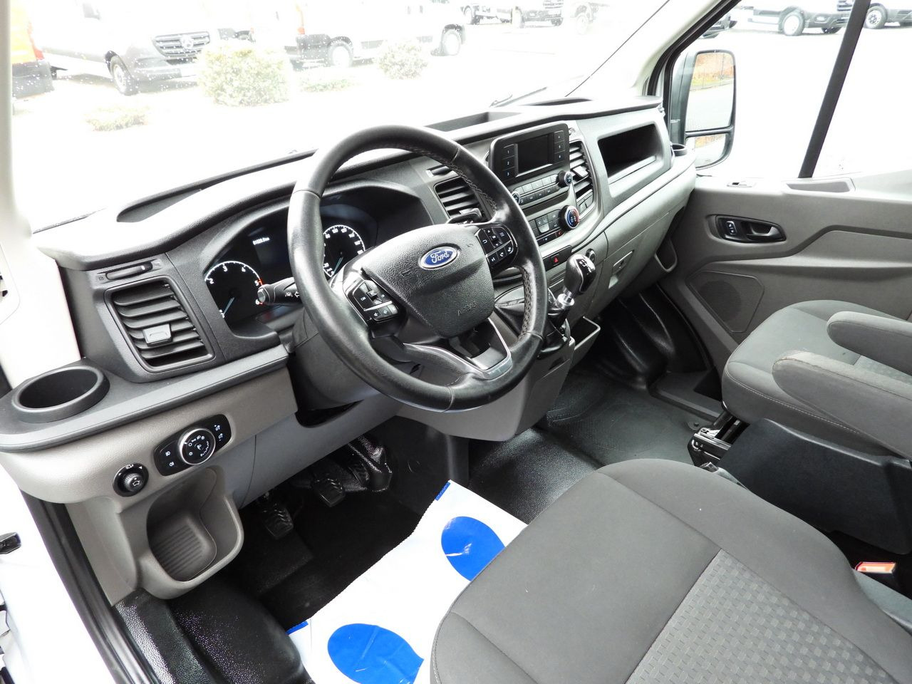 FORD TRANSIT TIPPER DOUBLE CABIN DOKA 6 SEATS CRUISE CONTROL LED LIGHTS TWIN WHEELS AIR CONDITIONING 170HP - Малотоннажный самосвал: фото 2 FORD TRANSIT TIPPER DOUBLE CABIN DOKA 6 SEATS CRUISE CONTROL LED LIGHTS TWIN WHEELS AIR CONDITIONING 170HP - Малотоннажный самосвал: фото 2