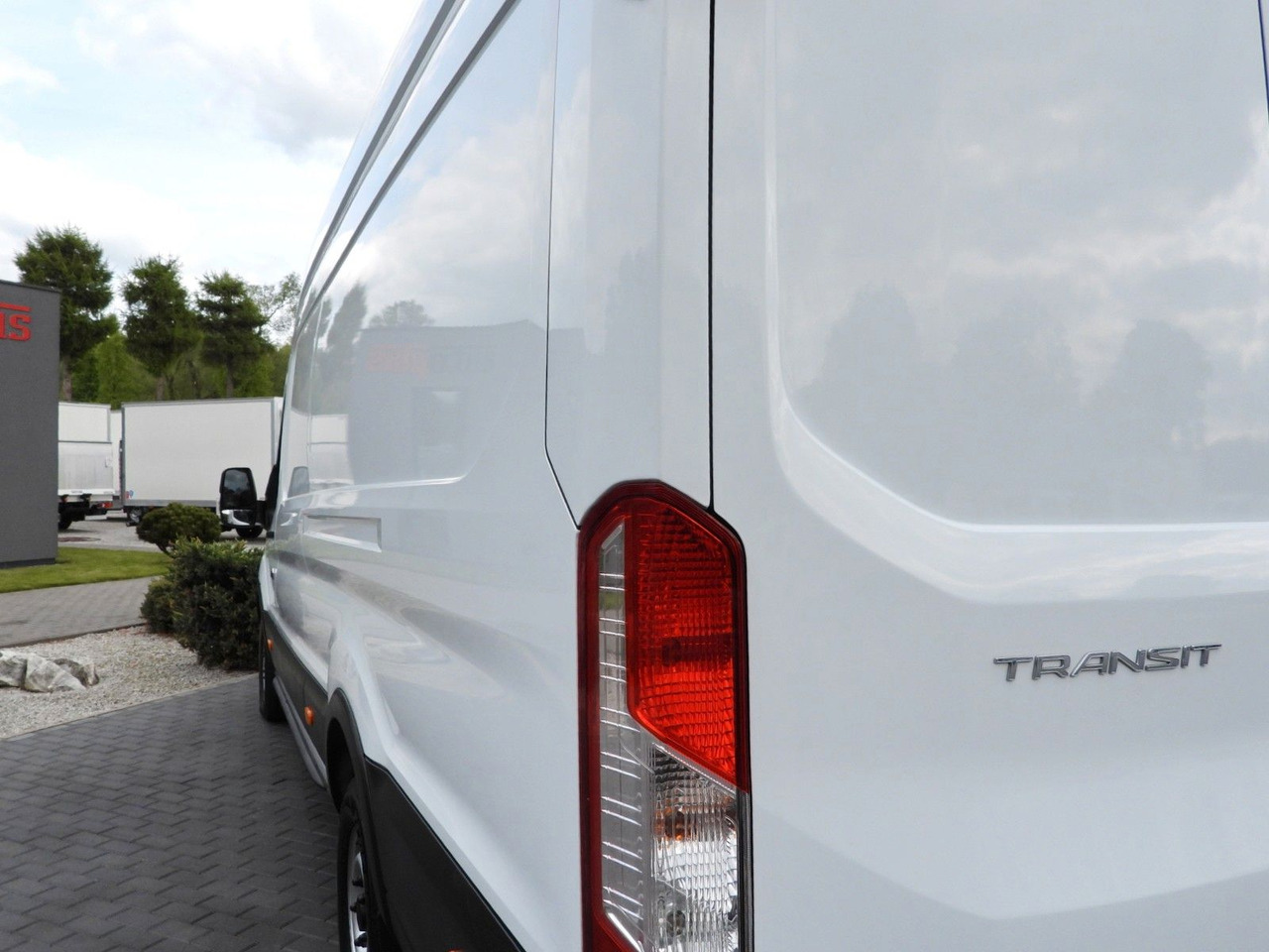 Цельнометаллический фургон Ford TRANSIT  KASTENWAGEN TEMPOMAT KLIMAANLAGE 130PS: фото 16