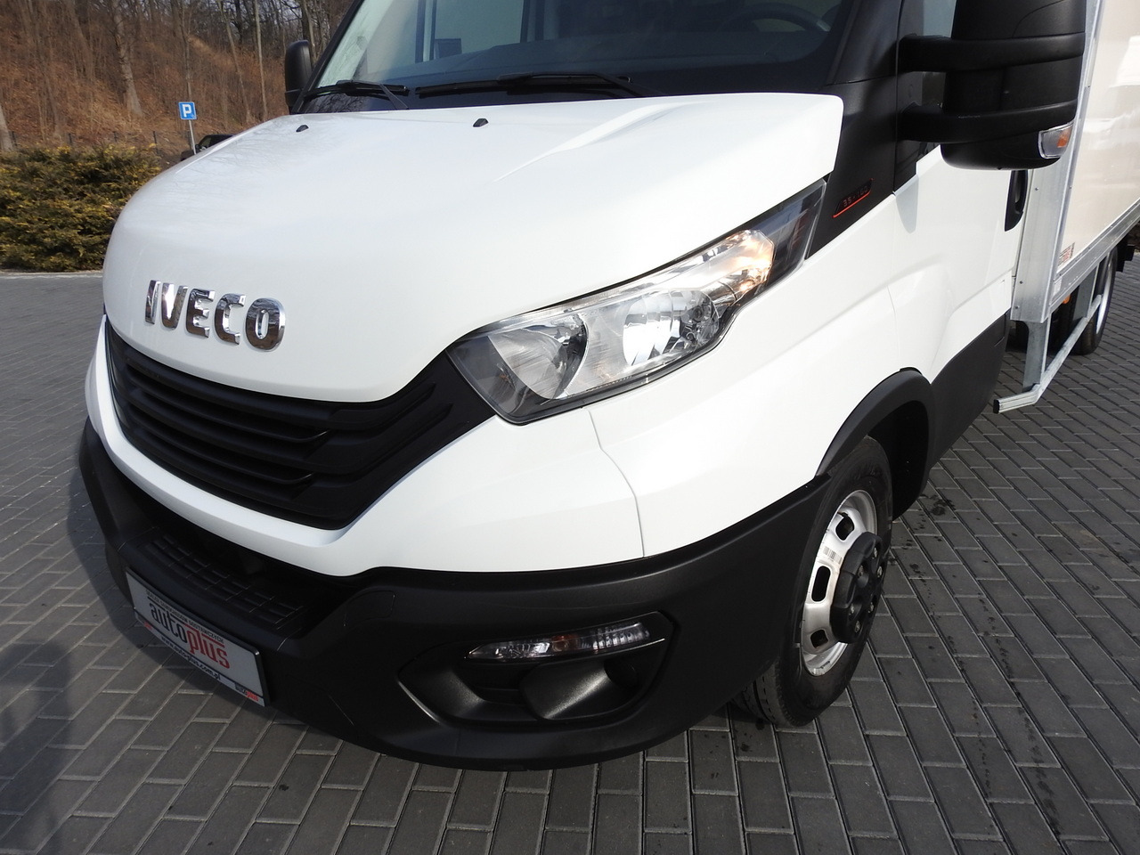 Малотоннажный фургон IVECO DAILY 35C16 BOX LIFT 8 PALLETS CRUISE CONTROL TWIN WHEELS AIR CONDITIONING  160HP: фото 19