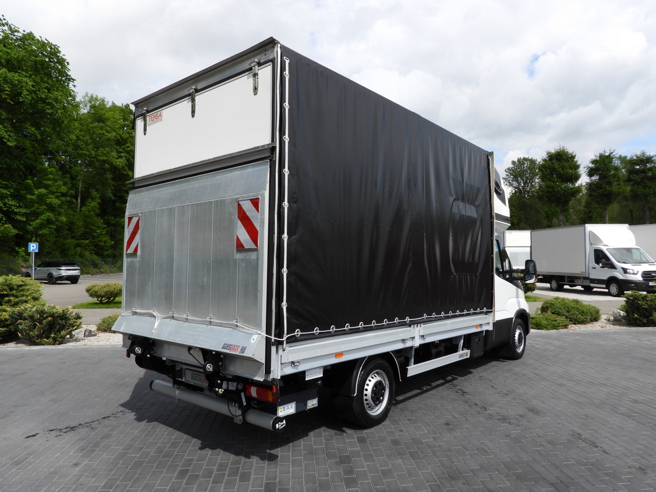 IVECO DAILY 35S18 TARPAULIN LIFT 8 PALLETS WEBASTO CRUISE CONTROL AIR CONDITIONING  180HP - Тентованный фургон: фото 3 IVECO DAILY 35S18 TARPAULIN LIFT 8 PALLETS WEBASTO CRUISE CONTROL AIR CONDITIONING  180HP - Тентованный фургон: фото 3