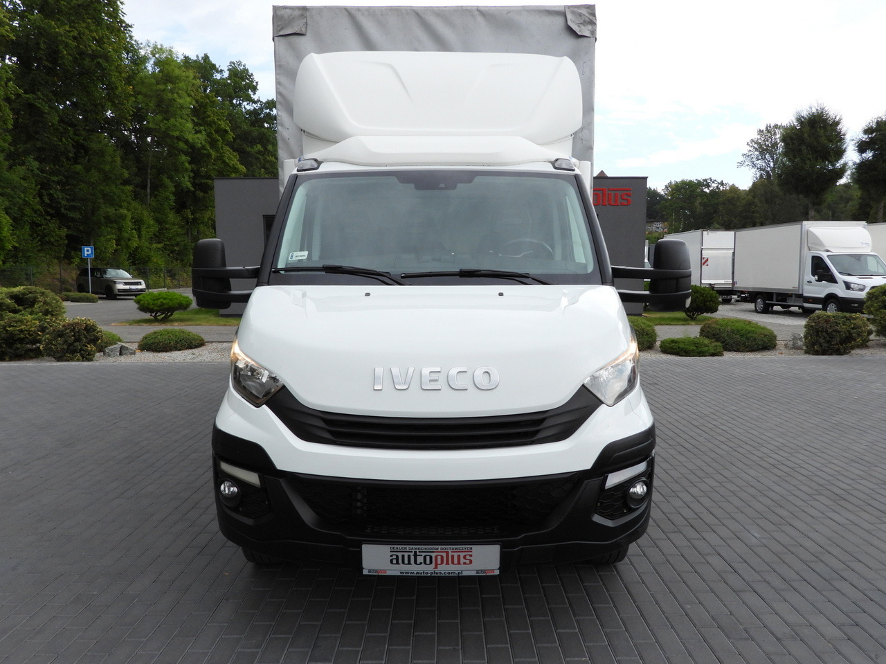 Тентованный фургон IVECO DAILY 50C15 TARPAULIN 12 PALLETS CRUISE CONTROL TWIN WHEELS AIR CONDITIONING  150HP: фото 5