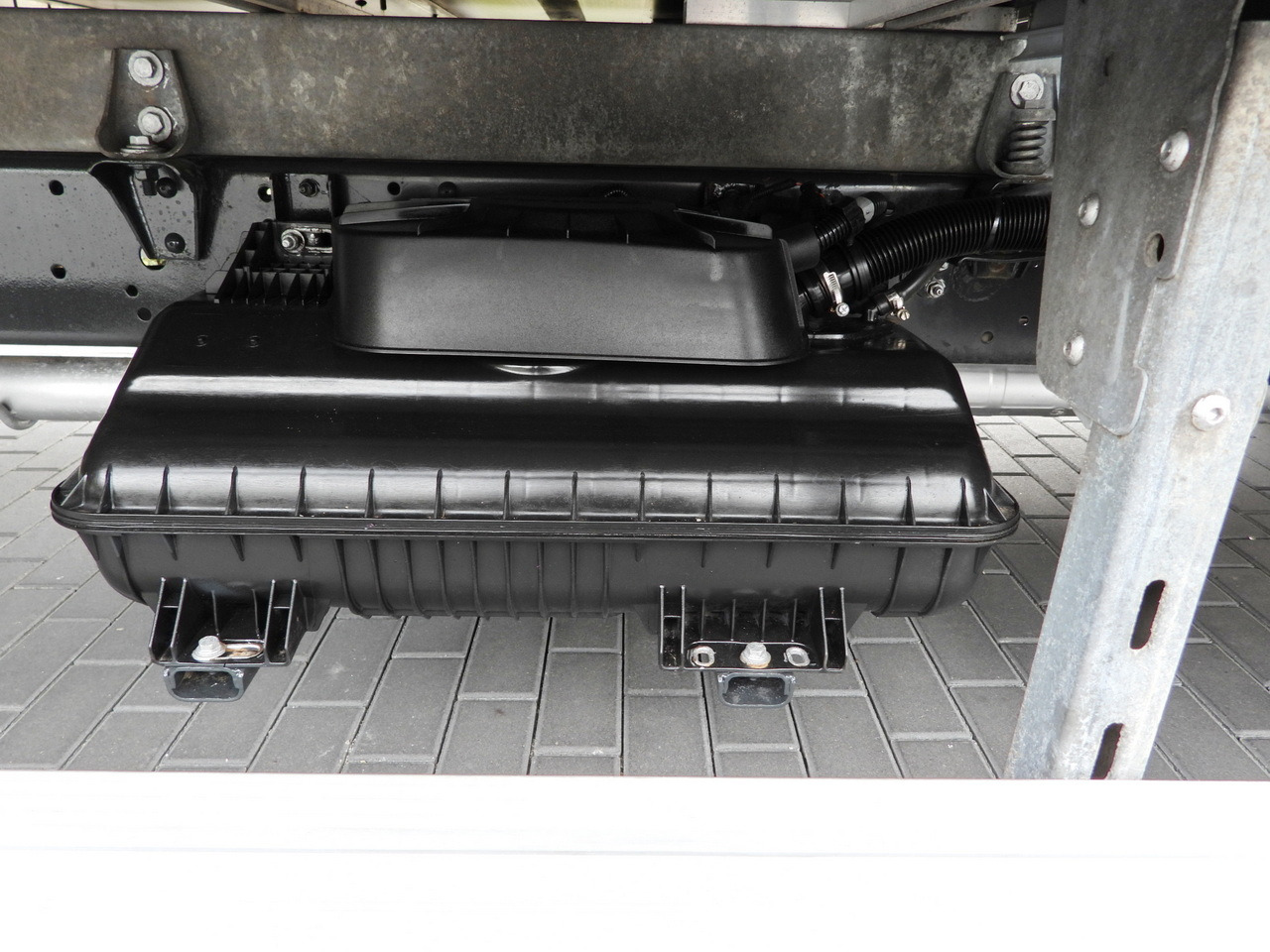 Тентованный фургон IVECO DAILY 50C15 TARPAULIN 12 PALLETS CRUISE CONTROL TWIN WHEELS AIR CONDITIONING  150HP: фото 25