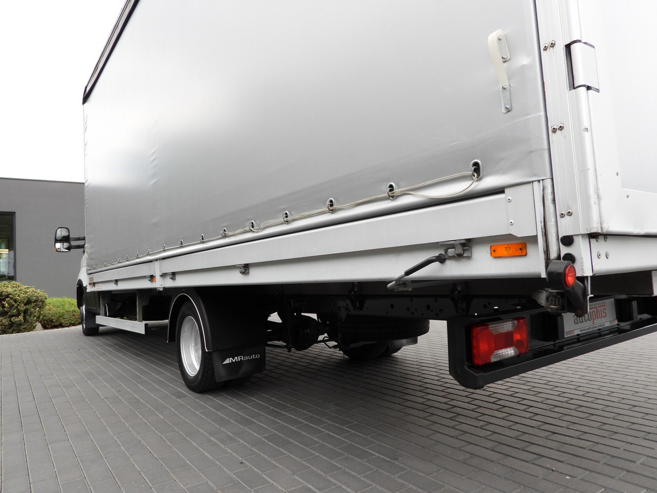 Тентованный фургон IVECO DAILY 50C15 TARPAULIN 12 PALLETS CRUISE CONTROL TWIN WHEELS AIR CONDITIONING  150HP: фото 17