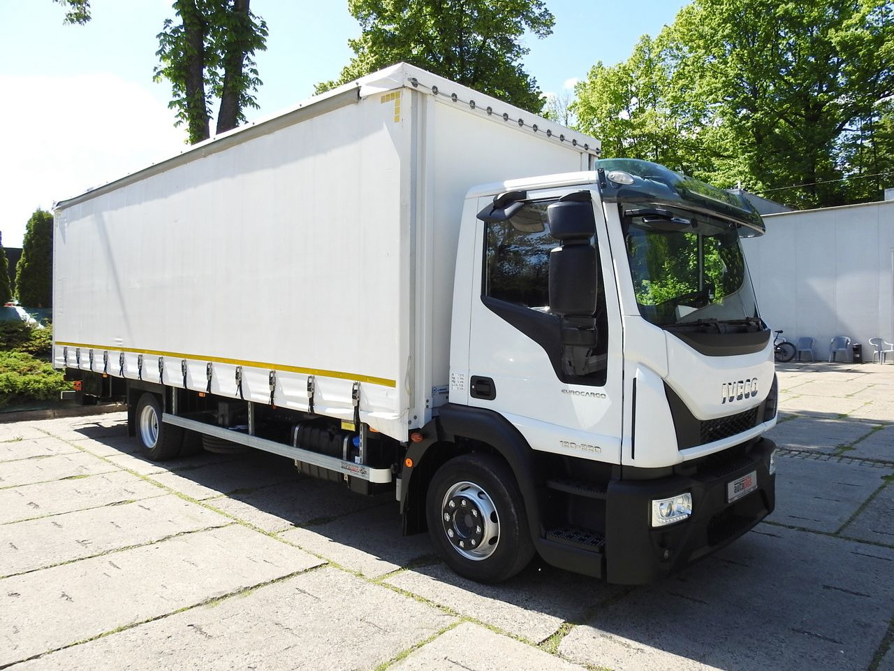 IVECO EUROCARGO 120 - 220 TARPAULIN LIFT 20 PALLETS LED LIGHTS AUTOMATIC TRANSMISSION HI-MATIC TWIN WHEELS AIR CONDITIONING  220HP - Тентованный фургон: фото 4 IVECO EUROCARGO 120 - 220 TARPAULIN LIFT 20 PALLETS LED LIGHTS AUTOMATIC TRANSMISSION HI-MATIC TWIN WHEELS AIR CONDITIONING  220HP - Тентованный фургон: фото 4