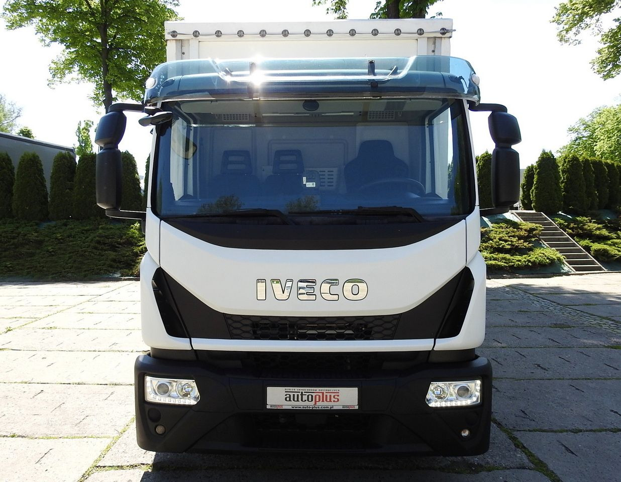 IVECO EUROCARGO 120 - 220 TARPAULIN LIFT 20 PALLETS LED LIGHTS AUTOMATIC TRANSMISSION HI-MATIC TWIN WHEELS AIR CONDITIONING  220HP - Тентованный фургон: фото 5 IVECO EUROCARGO 120 - 220 TARPAULIN LIFT 20 PALLETS LED LIGHTS AUTOMATIC TRANSMISSION HI-MATIC TWIN WHEELS AIR CONDITIONING  220HP - Тентованный фургон: фото 5