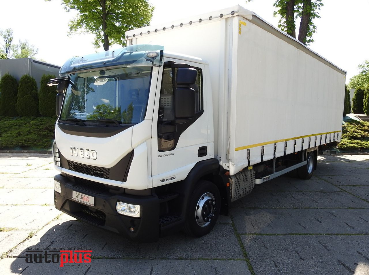 IVECO EUROCARGO 120 - 220 TARPAULIN LIFT 20 PALLETS LED LIGHTS AUTOMATIC TRANSMISSION HI-MATIC TWIN WHEELS AIR CONDITIONING  220HP - Тентованный фургон: фото 1 IVECO EUROCARGO 120 - 220 TARPAULIN LIFT 20 PALLETS LED LIGHTS AUTOMATIC TRANSMISSION HI-MATIC TWIN WHEELS AIR CONDITIONING  220HP - Тентованный фургон: фото 1