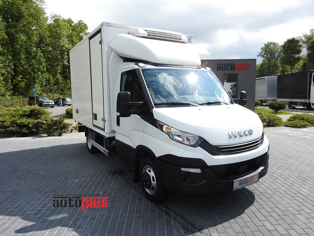 Iveco DAILY 50C15 KÜHLKOFFER -5*C ZWILLINGSRÄDER A/C - Малотоннажный рефрижератор: фото 1 Iveco DAILY 50C15 KÜHLKOFFER -5*C ZWILLINGSRÄDER A/C - Малотоннажный рефрижератор: фото 1