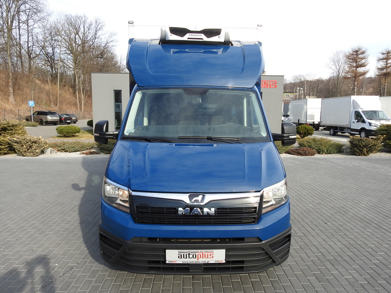 MAN TGE 3.180 REGRIGERATOR BOX -5*C 8 PALLETS HEATING FUNCTION CRUISE CONTROL PNEUMATICS AIR CONDITIONING 180HP - Малотоннажный рефрижератор: фото 5 MAN TGE 3.180 REGRIGERATOR BOX -5*C 8 PALLETS HEATING FUNCTION CRUISE CONTROL PNEUMATICS AIR CONDITIONING 180HP - Малотоннажный рефрижератор: фото 5