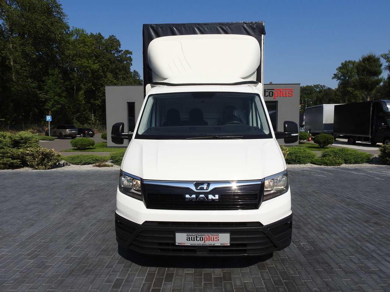 MAN TGE TARPAULIN 10 PALLETS AIR CONDITIONING 180HP - Тентованный фургон: фото 5 MAN TGE TARPAULIN 10 PALLETS AIR CONDITIONING 180HP - Тентованный фургон: фото 5