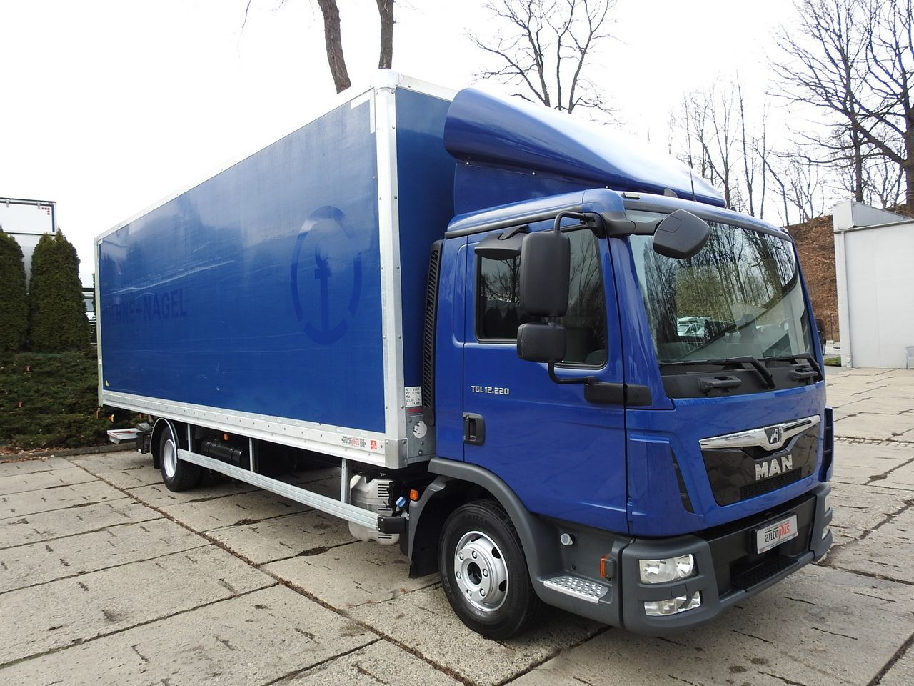 MAN TGL 12.220 BOX LIFT 18 PALLETS CRUISE CONTROLAIR CONDITIONING PNEUMATICS AUTOMATIC TWIN WHEELS 220HP - Грузовик с закрытым кузовом: фото 4 MAN TGL 12.220 BOX LIFT 18 PALLETS CRUISE CONTROLAIR CONDITIONING PNEUMATICS AUTOMATIC TWIN WHEELS 220HP - Грузовик с закрытым кузовом: фото 4