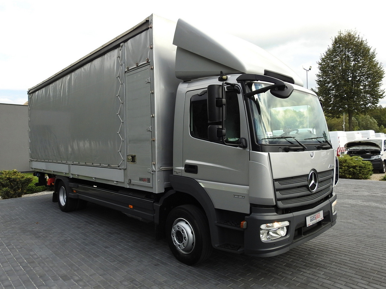 MERCEDES ATEGO 1221 TARPAULIN LIFT 16 PALLETS WEBASTO AIR CONDITIONING PNEUMATICS TWIN WHEELS 230HP - Тентованный фургон: фото 4 MERCEDES ATEGO 1221 TARPAULIN LIFT 16 PALLETS WEBASTO AIR CONDITIONING PNEUMATICS TWIN WHEELS 230HP - Тентованный фургон: фото 4