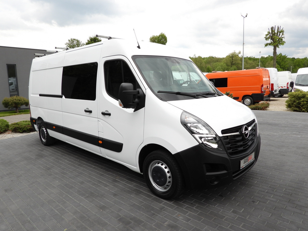 OPEL MOVANO  BOX DELIVERY VAN 7 SEATS CRUISE CONTROL LED LIGHTS AIR CONDITIONING  135HP - Цельнометаллический фургон: фото 4 OPEL MOVANO  BOX DELIVERY VAN 7 SEATS CRUISE CONTROL LED LIGHTS AIR CONDITIONING  135HP - Цельнометаллический фургон: фото 4
