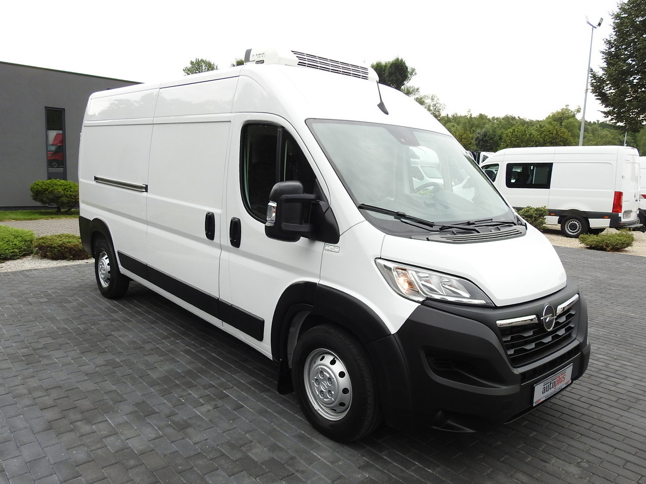 OPEL MOVANO REFRIGERATOR VAN 0*C HEATING FUNCTION AIR CONDITIONING 140HP - Малотоннажный рефрижератор: фото 4 OPEL MOVANO REFRIGERATOR VAN 0*C HEATING FUNCTION AIR CONDITIONING 140HP - Малотоннажный рефрижератор: фото 4
